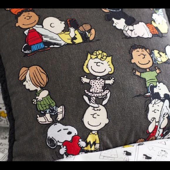 Pottery Barn Peanuts “LOVE” Happy Valentines Charlie Brown Pillow Cover … - Picture 3 of 16